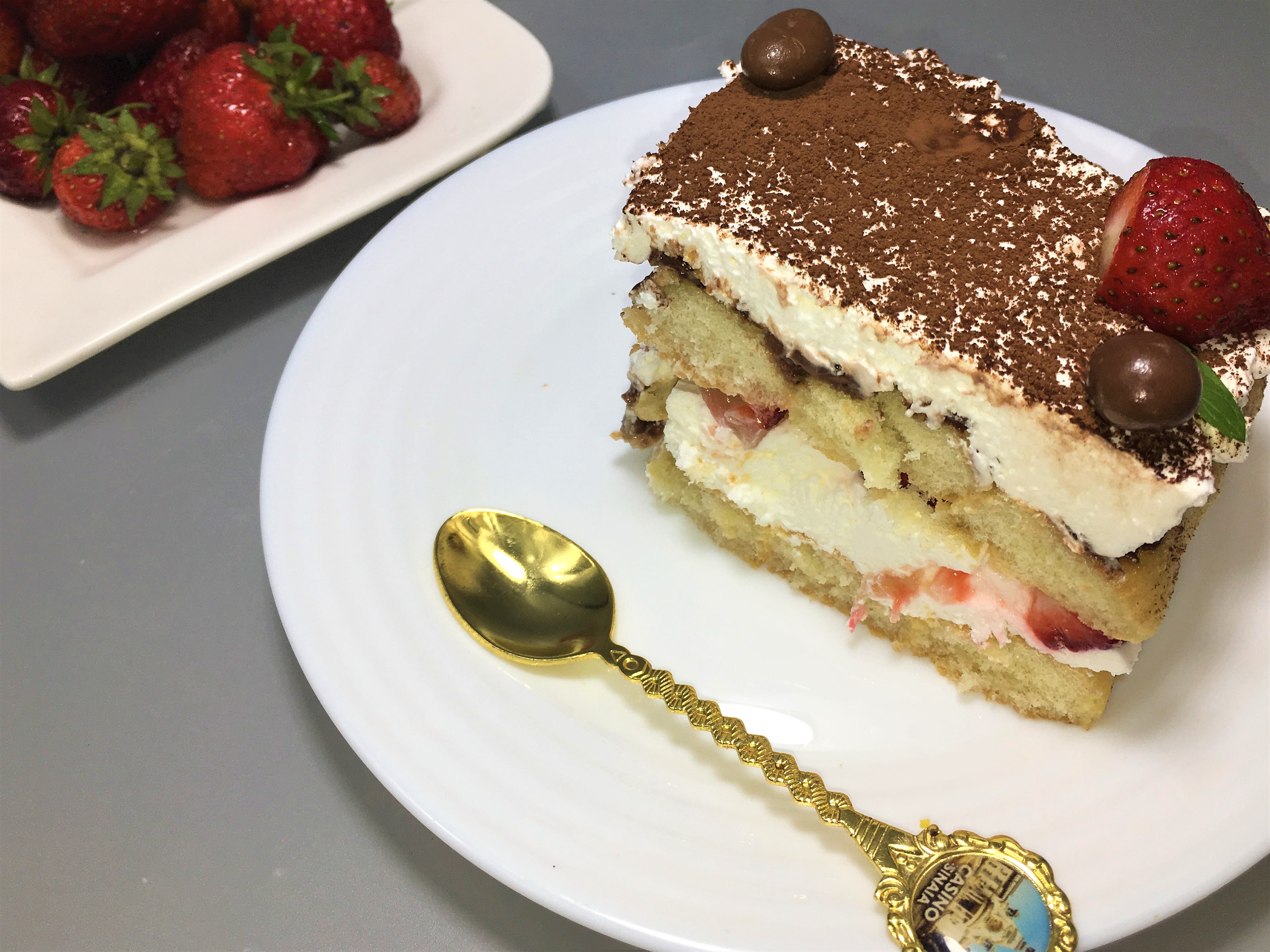 Desert tort Tiramisu pentru copii