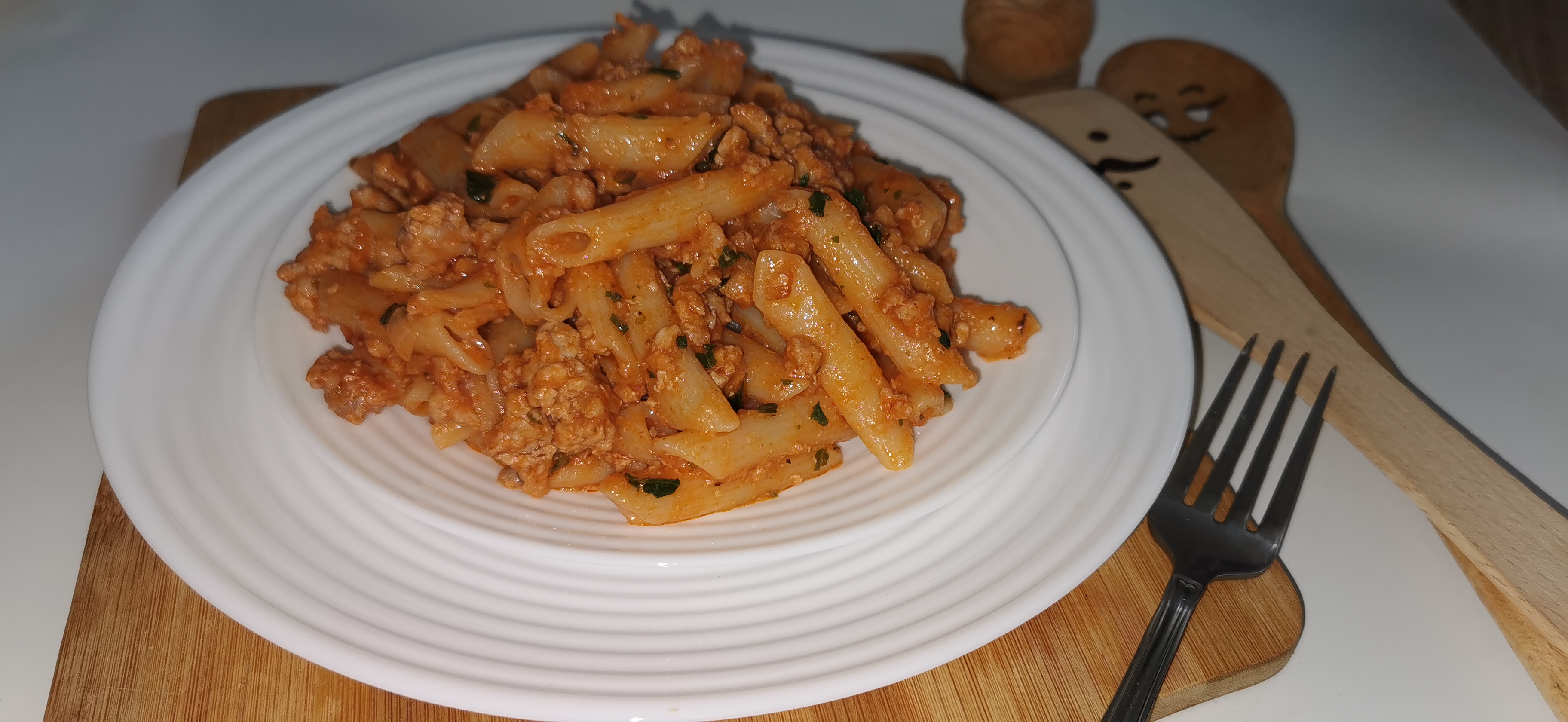 Penne cu carne tocata