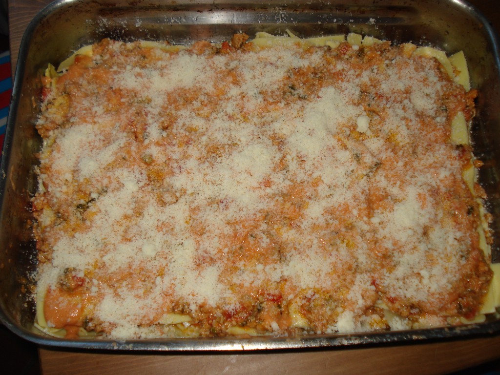 Lasagna cu carne tocata