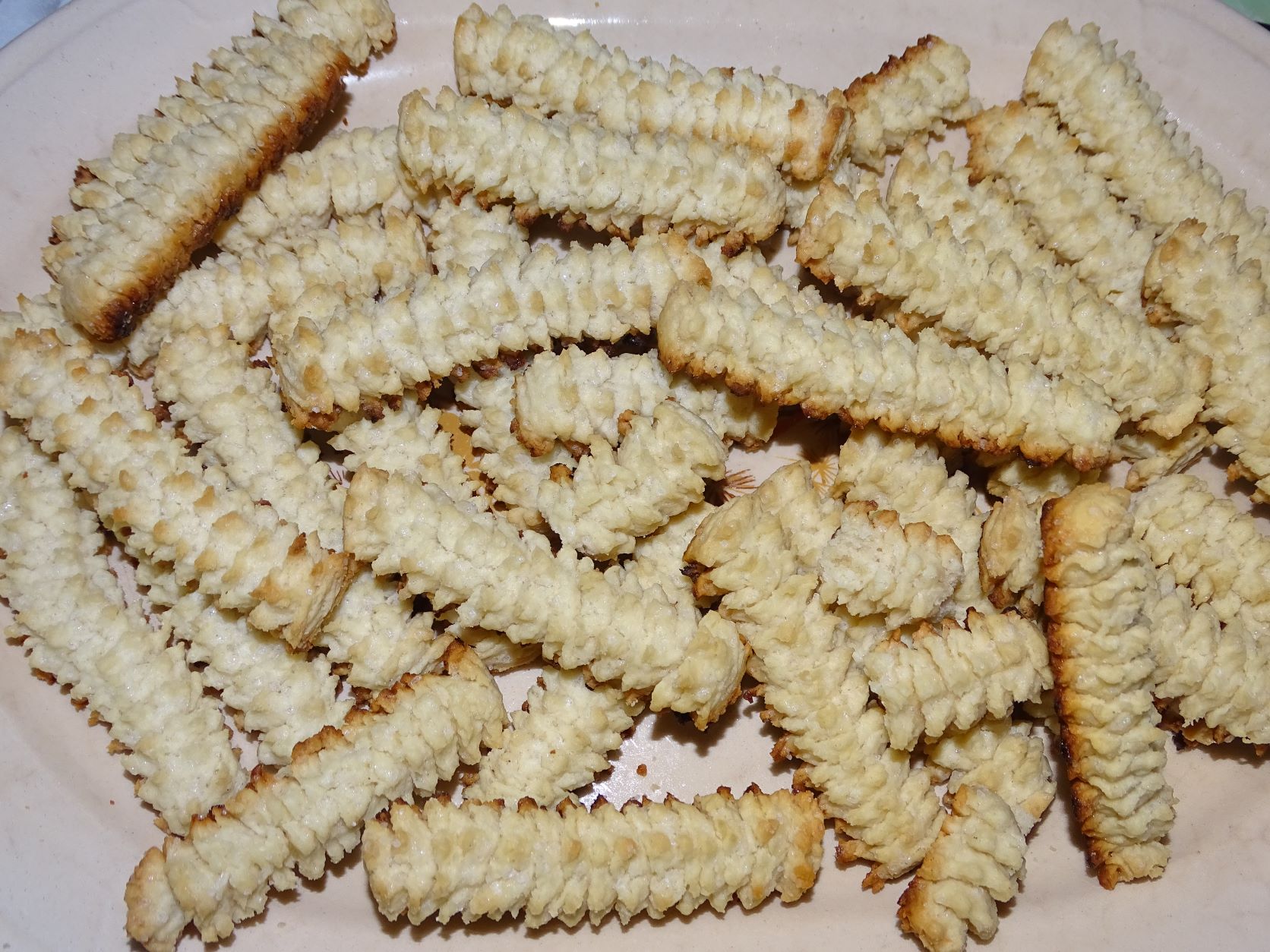 Desert biscuiti spritati sau biscuitii copilariei