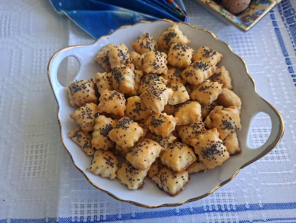 Crackers cu mac - Rețeta gustoasă de casă