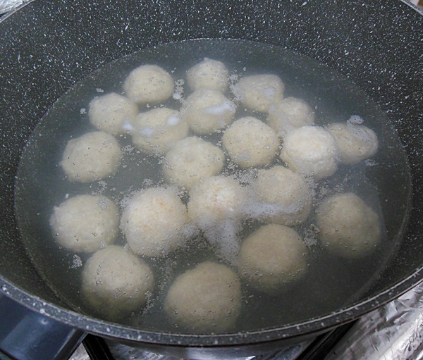 Papanasi fierti - Reteta gustoasa si usoara