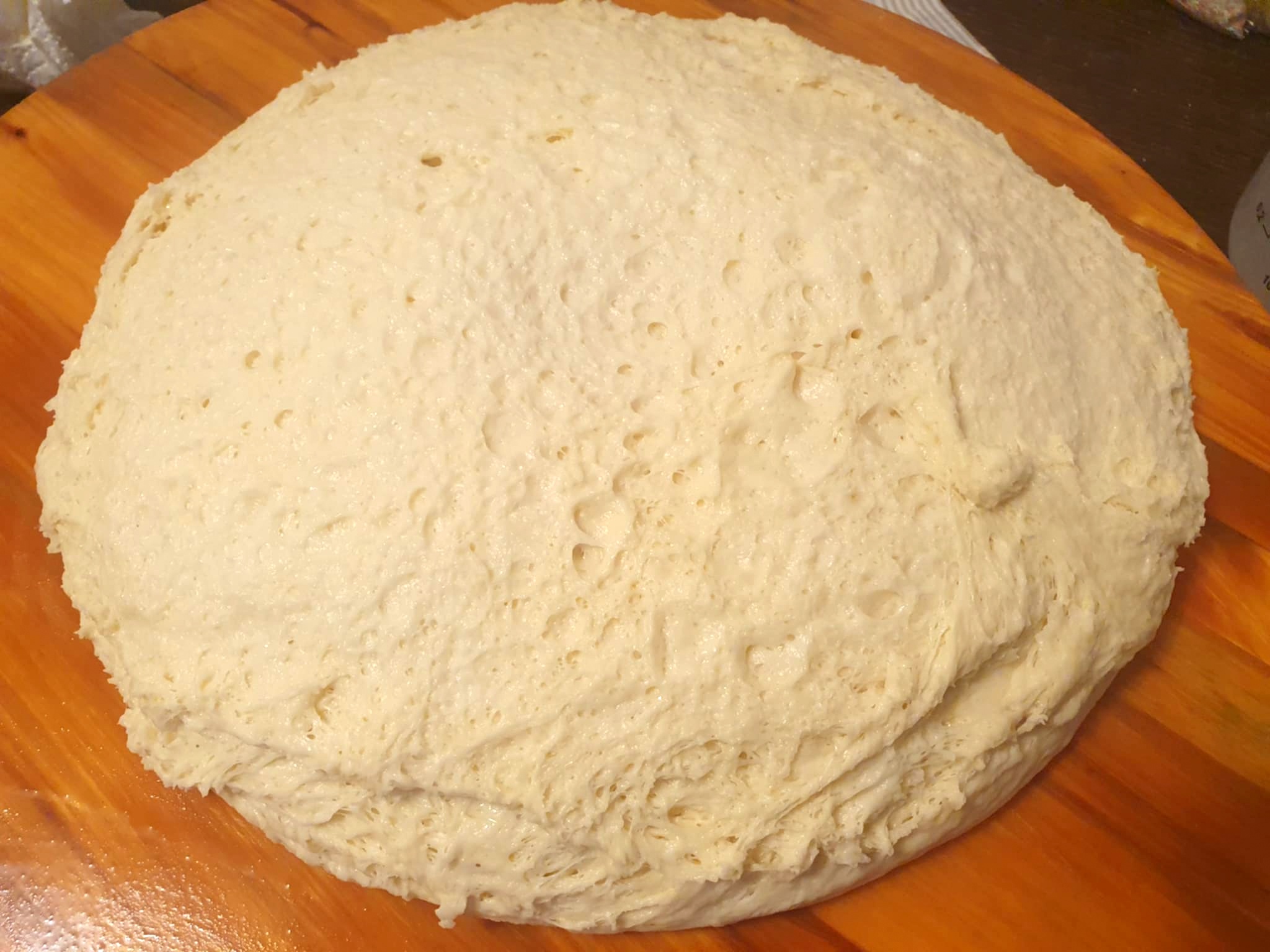 Chifle cu nutella - Fragede, aromate si pline de crema