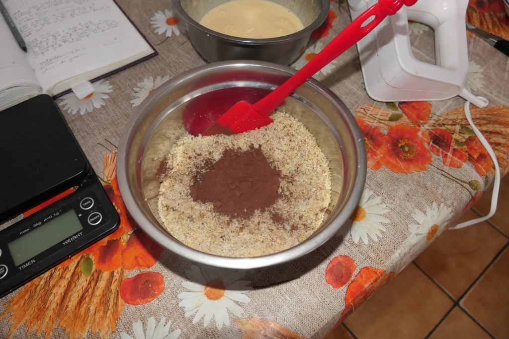 Prajitura cu dragoste ( Leontina 55 )