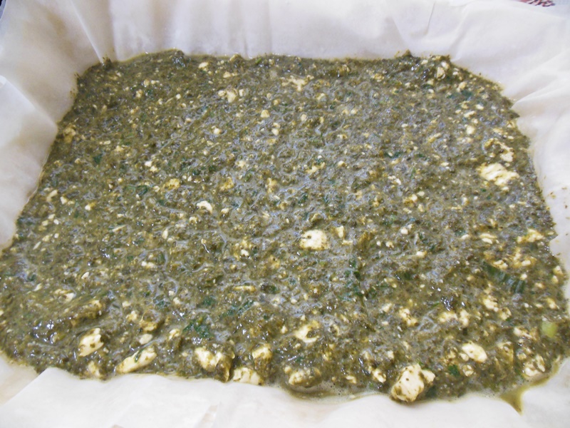 Spanakopita, placinta sarata cu spanac si branza - Reteta savuroasa de casa